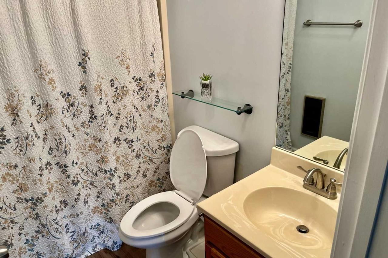 Lincoln Condo With Views, Pool, Hot Tub And Balcony! Екстериор снимка