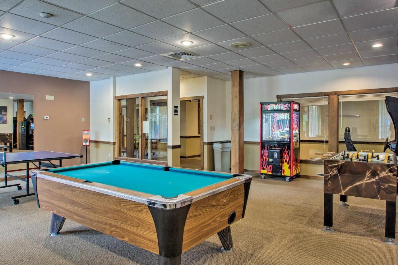 Lincoln Condo With Views, Pool, Hot Tub And Balcony! Екстериор снимка